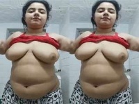 Sexy Desi Girl Shows Her Big Boobs and Pussy