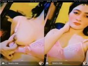 Cute Paki girl paly With her Boobs