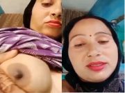 Desi Bhabhi Play With her Boobs