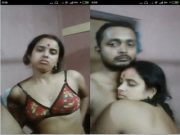 Desi Cpl Romance and Shows boobs
