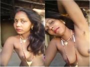 Desi Village Wife Shows Boobs and Pussy