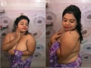 Horny Desi Girl Shows Her Big Boobs and Pussy part 1